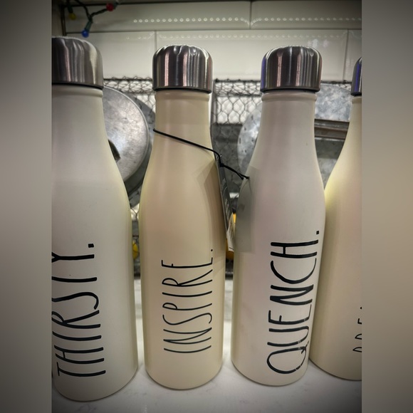 Rae Dunn water bottles. - Picture 4 of 7